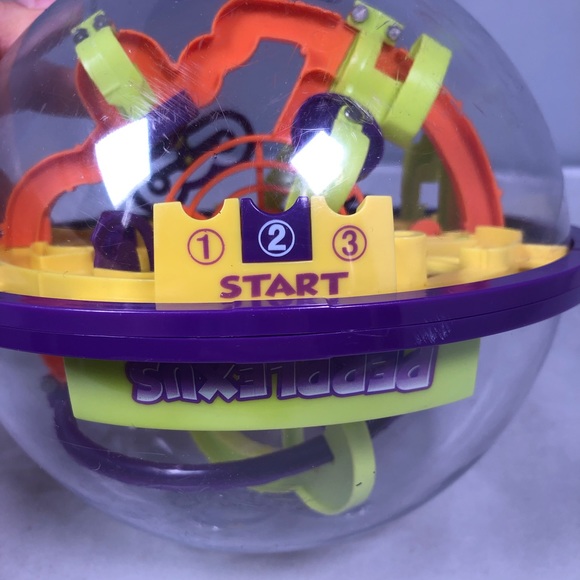 Perplexus Labyrinth Maze Puzzle Brain Teaser - Picture 5 of 6